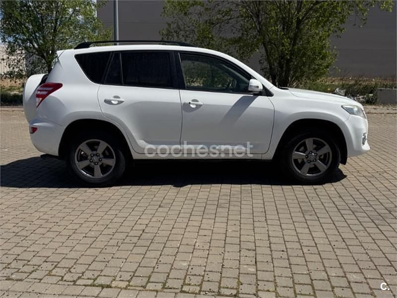 Usado Toyota RAV4 Advance 150 CV (110 kW) 2012 Blanco SUV