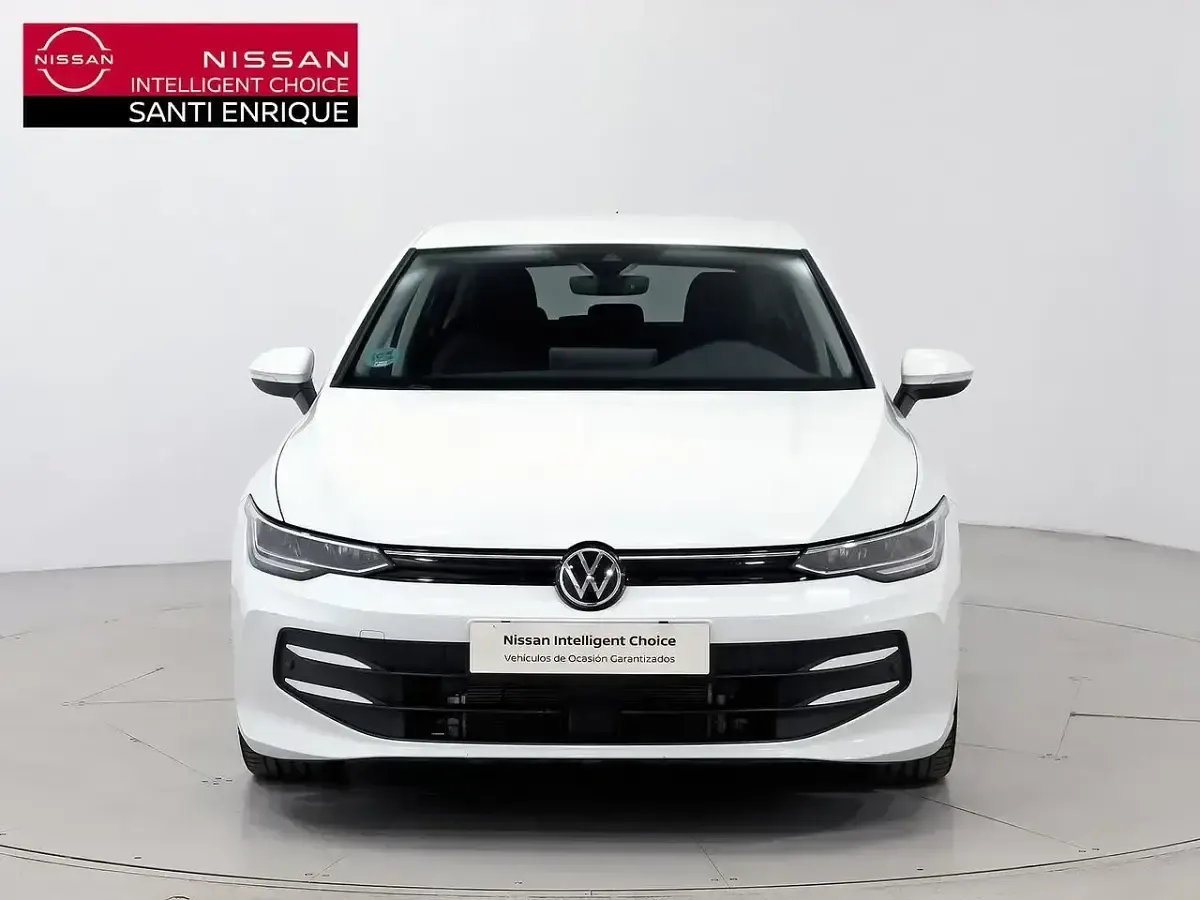Usado VW Golf VIII 115 CV (84 kW) 2025 Blanco Berlina