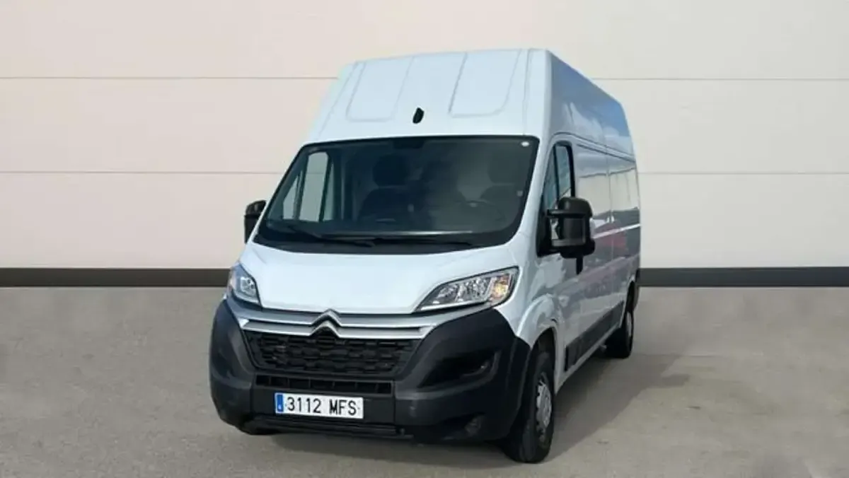 Usado Citroën Jumper 140 CV (102 kW) 2023 Blanco Monovolumen