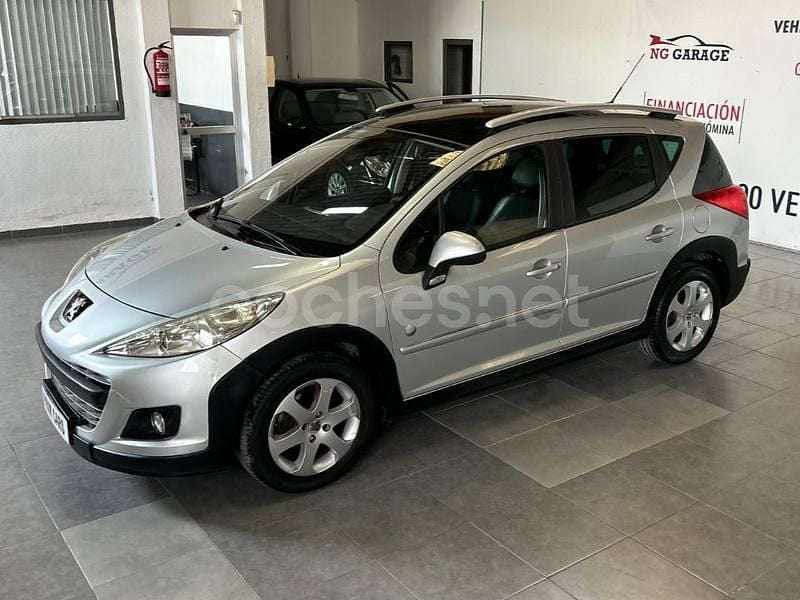 Gris / plata Usado 2009 Peugeot 207 Familiar | 5990 € (Precio justo) - Imagen 1/4