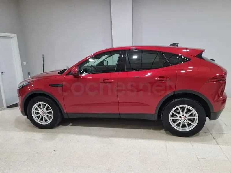 Usado Jaguar E-Pace 200 CV (147 kW) 2020 Rojo SUV