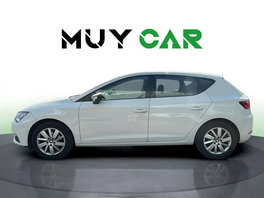 Usado Seat Leon Reference 110 CV (80 kW) 2017 Blanco Utilitario