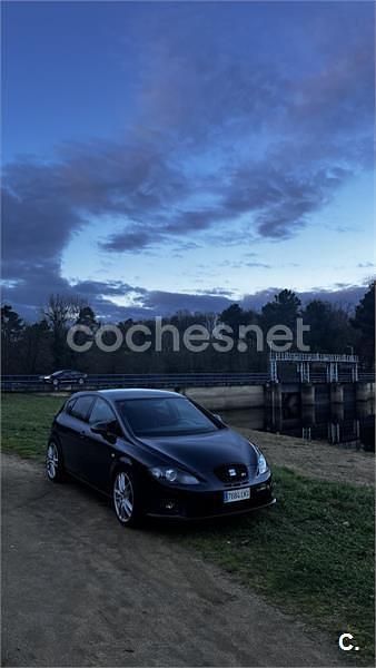Negro Usado 2011 Cupra Leon Berlina | 15.000 € (Precio justo) - Imagen 1/4