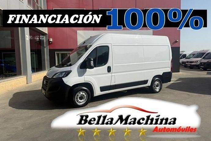 Blanco Usado 2023 Fiat Ducato Van | 19.814 € (Precio justo) - Imagen 1/4