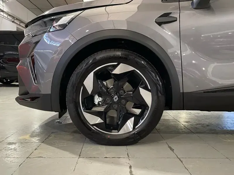 Nuevo Renault Captur Techno 90 CV (66 kW) 2025 Gris SUV