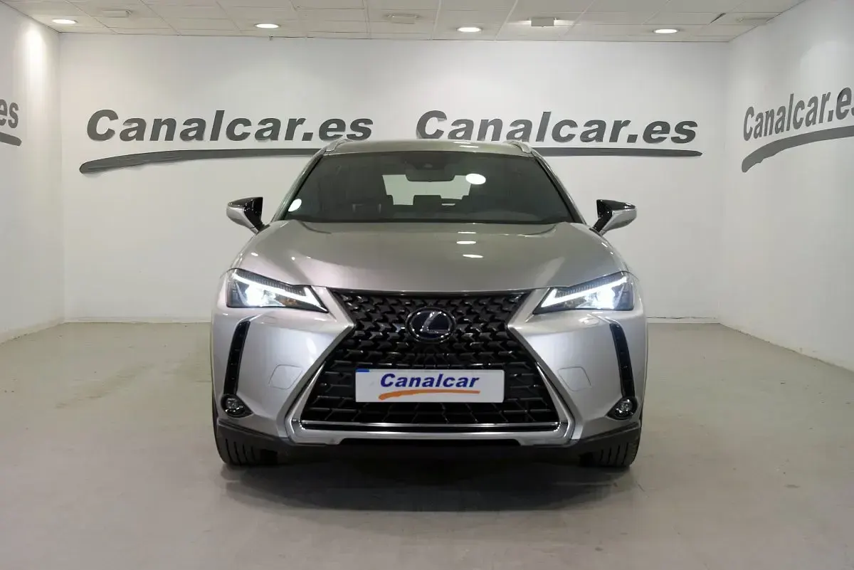Usado Lexus UX 250h Business Edition 184 CV (135 kW) 2020 Gris SUV