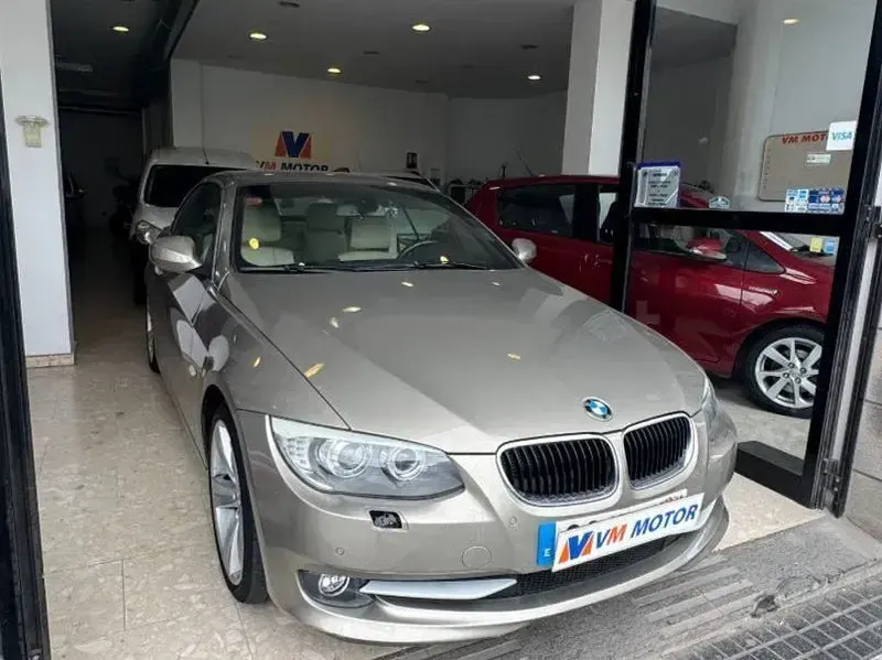 Usado BMW 320 Cabriolet 170 CV (125 kW) 2011 Beige Descapotable