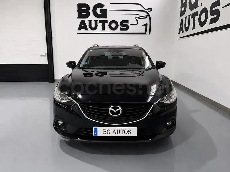 Usado Mazda 6 Luxury 150 CV (110 kW) 2014 Negro Familiar