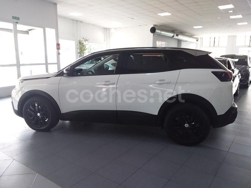 Usado Peugeot 3008 Active 130 CV (95 kW) 2019 Blanco SUV