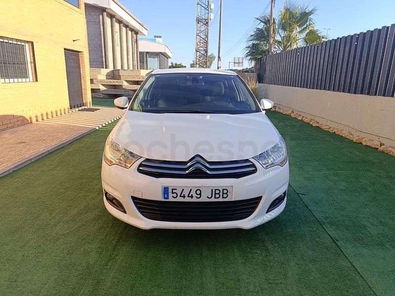 Usado Citroën C4 Seduction 92 CV (67 kW) 2015 Blanco Berlina