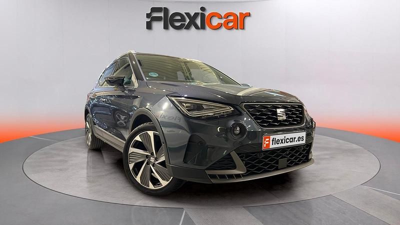 Usado Seat Arona FR 150 HP (110 kW) 2024 Azul SUV