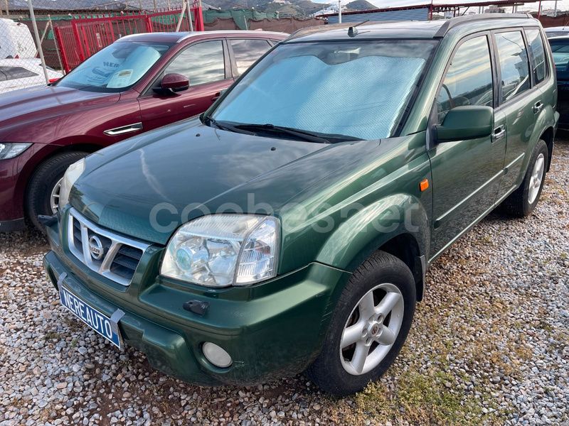 Verde Usado 2002 Nissan X-Trail SUV | 5495 € (Precio justo) - Imagen 1/4