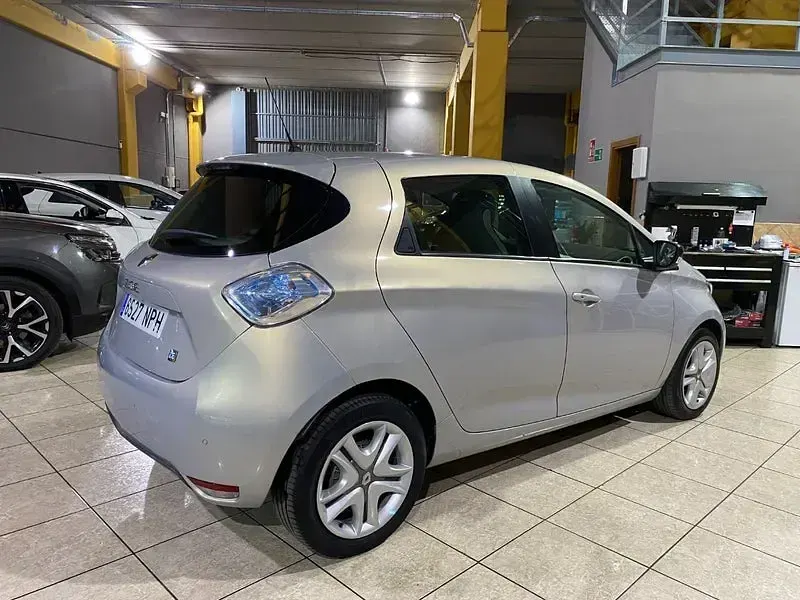 Usado Renault Zoe Life 64 kW (88 CV) 2016 Eléctrico Utilitario