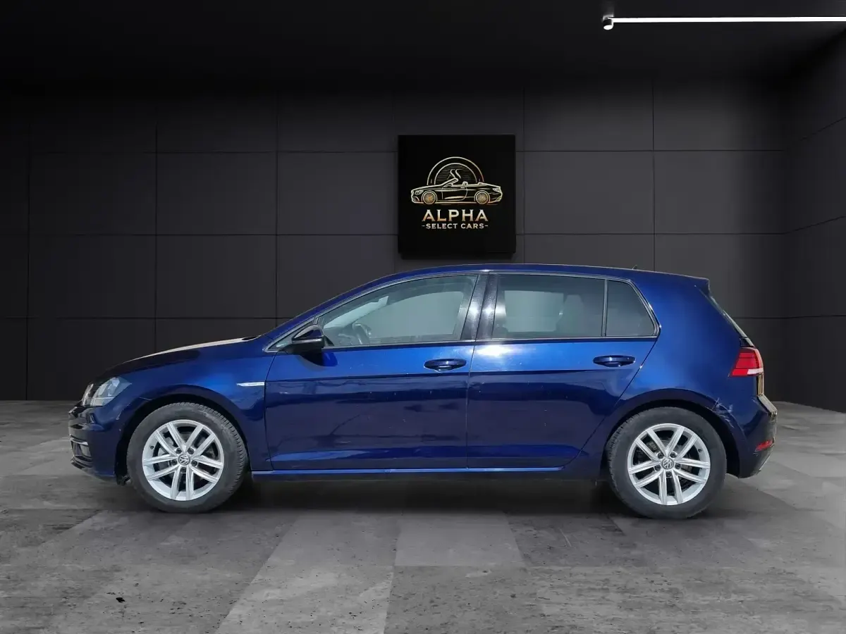 Usado VW Golf VII Business 130 CV (95 kW) 2019 Azul Berlina