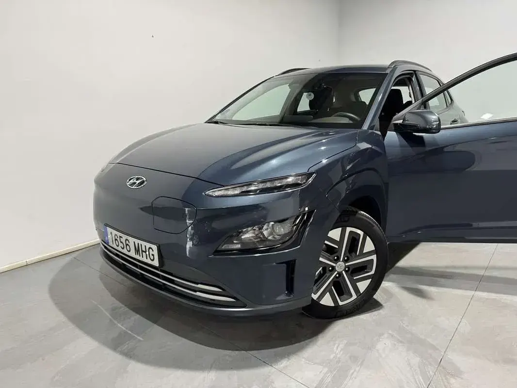 Usado Hyundai Kona 150 kW (204 CV) 2023 Gris SUV