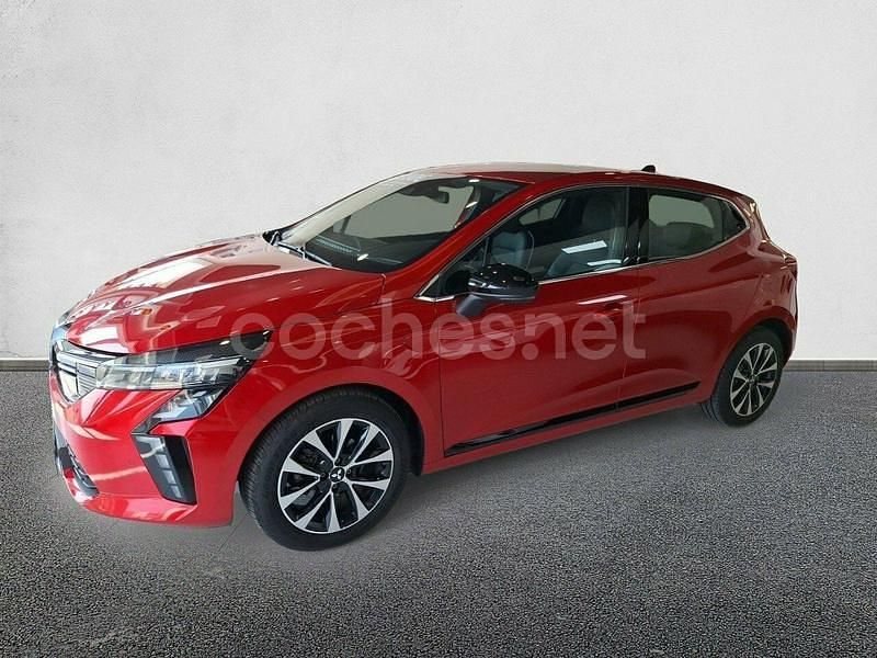 Usado Mitsubishi Colt Motion 90 CV (66 kW) 2025 Rojo Utilitario