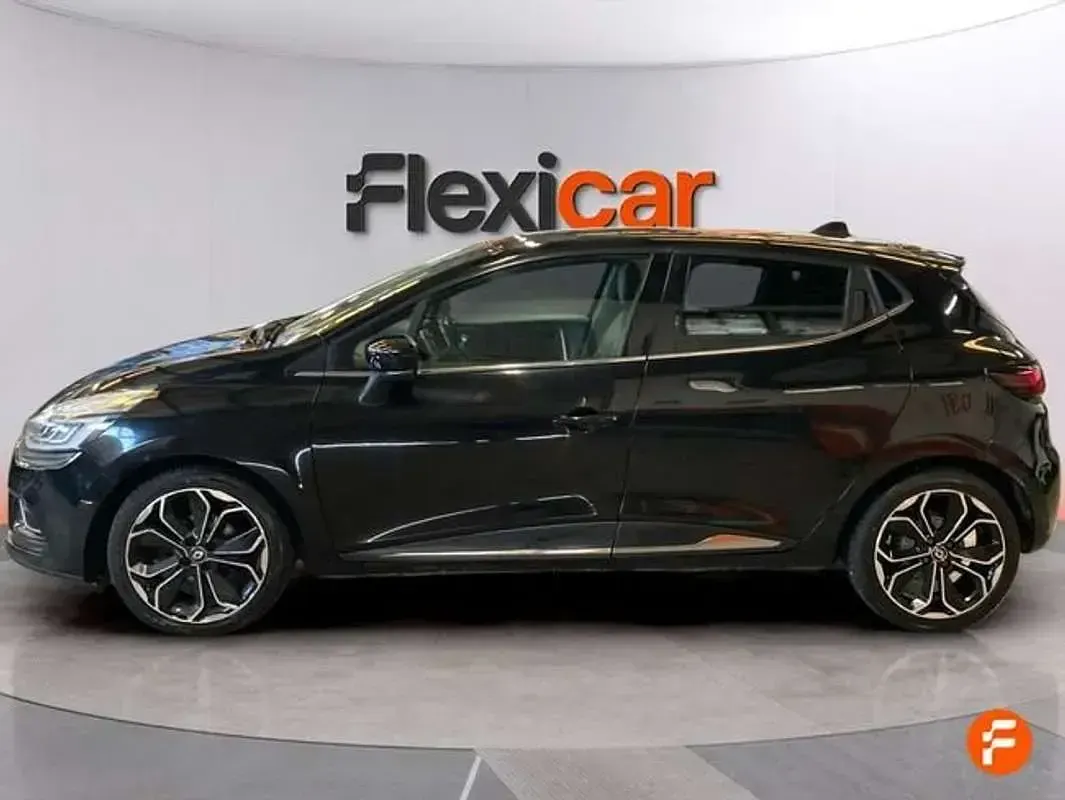 Usado Renault Clio Business 72 CV (52 kW) 2018 Negro Utilitario