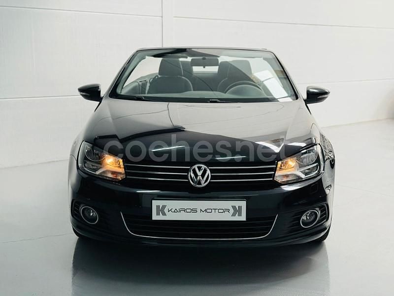 Usado VW Eos Sport 160 CV (117 kW) 2012 Negro Descapotable