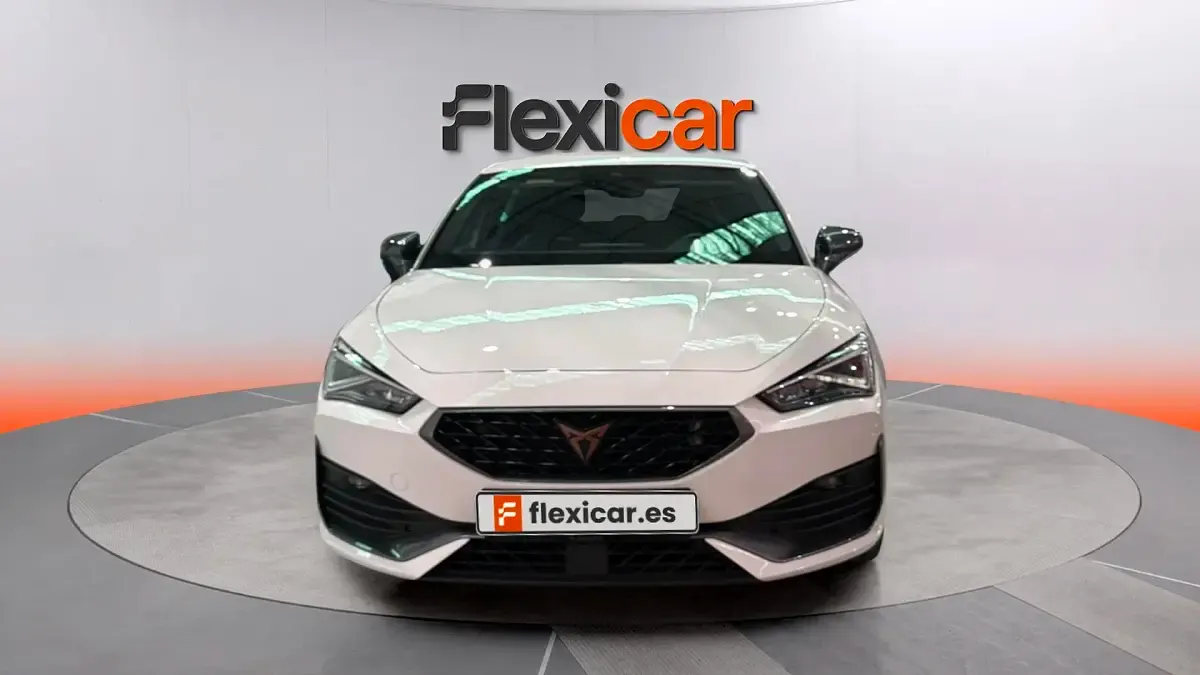Usado Cupra Leon 204 CV (150 kW) 2022 Blanco Berlina
