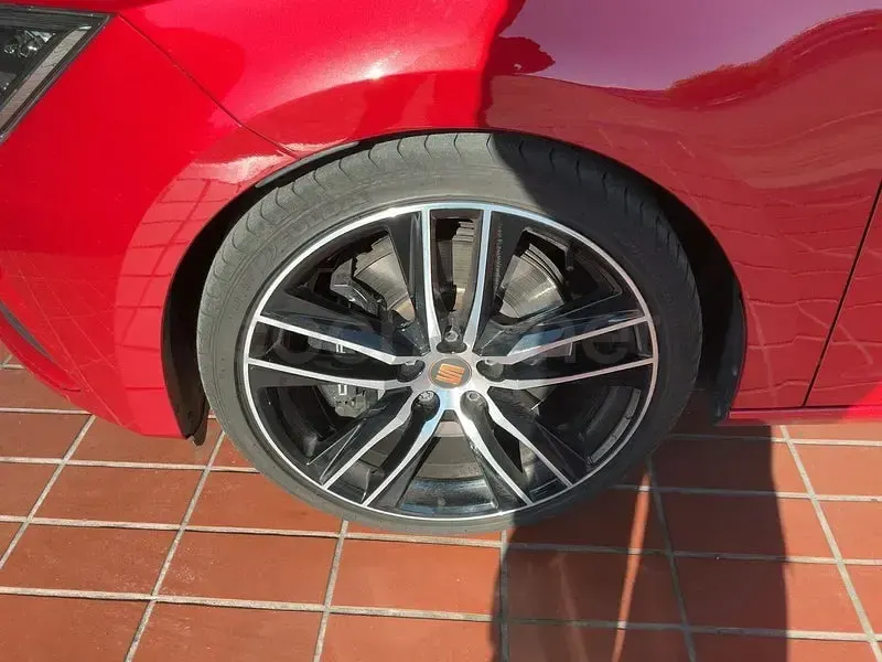 Usado Seat Leon CUPRA 290 CV (213 kW) 2019 Rojo Berlina