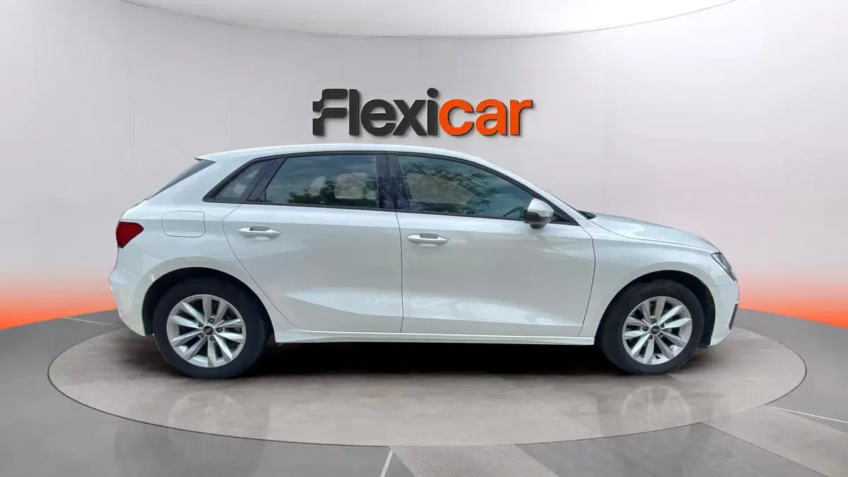 Usado Audi A3 Advanced Plus 116 CV (85 kW) 2024 Blanco Berlina