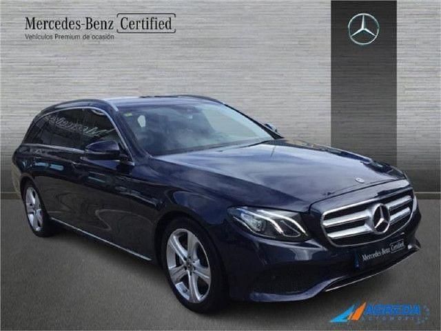 Usado Mercedes E220 194 CV (142 kW) 2018 Azul Familiar