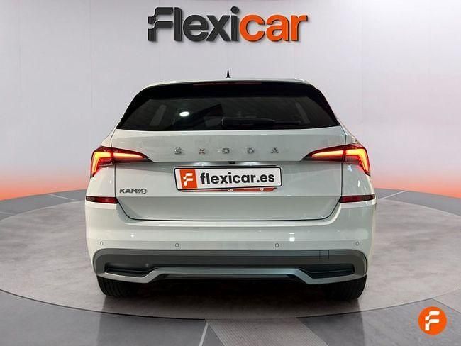 Usado Skoda Kamiq Style 110 CV (80 kW) 2022 Blanco SUV