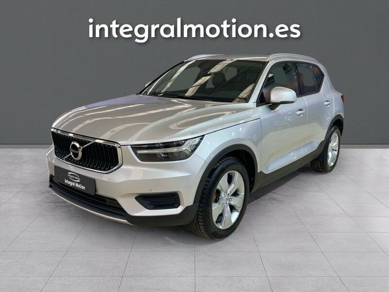 Gris Usado 2019 Volvo XC40 Momentum SUV | 25.800 € (Precio justo) - Imagen 1/4