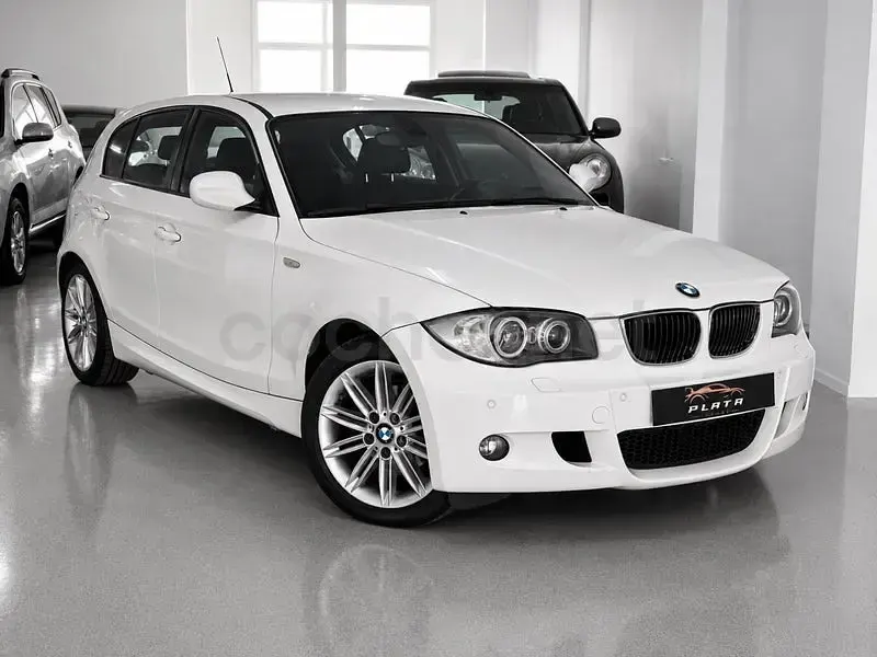 Usado BMW 116 Sport Line 116 CV (85 kW) 2011 Blanco Utilitario