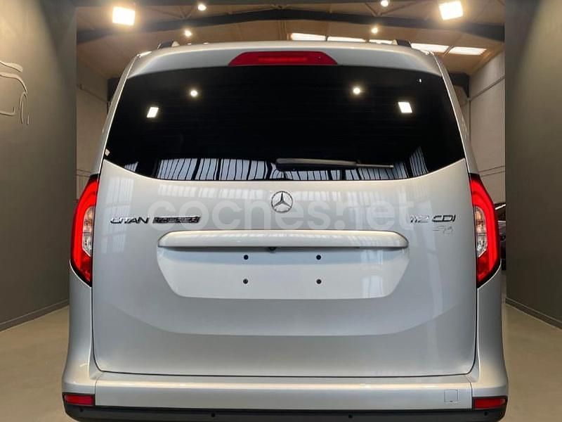 Gris / plata Usado 2025 Mercedes Citan 112 Familiar | 26.600 € - Imagen 1/4
