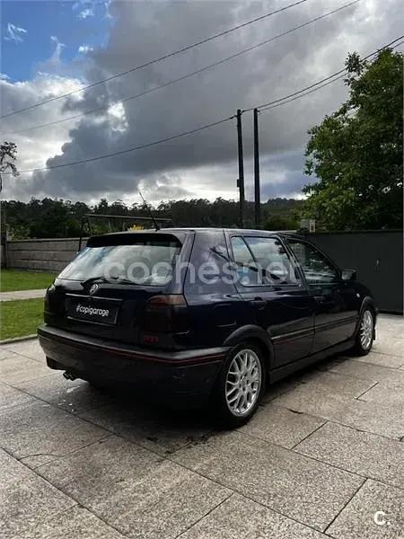 Usado VW Golf III Edition 115 CV (84 kW) 1996 Violeta / lila Berlina