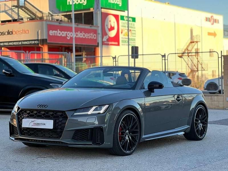 Usado Audi TT S-Line 321 CV (236 kW) 2023 Verde Descapotable