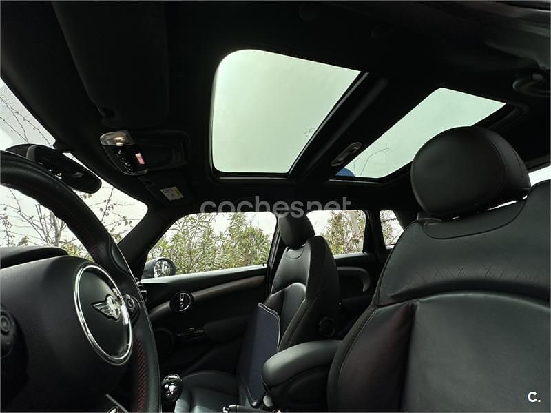 Usado Mini Cooper D 116 CV (85 kW) 2015 Gris / plata Utilitario