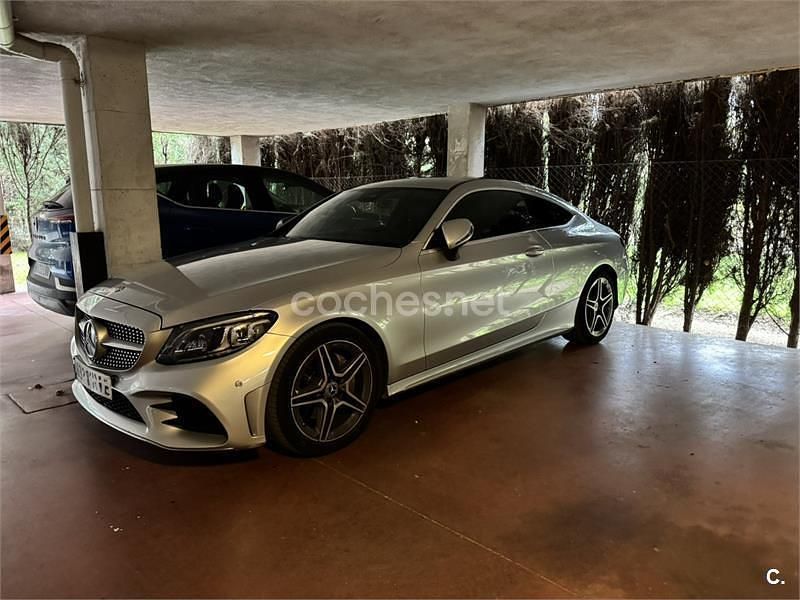 Usado Mercedes C200 184 CV (135 kW) 2019 Gris / plata Coupe