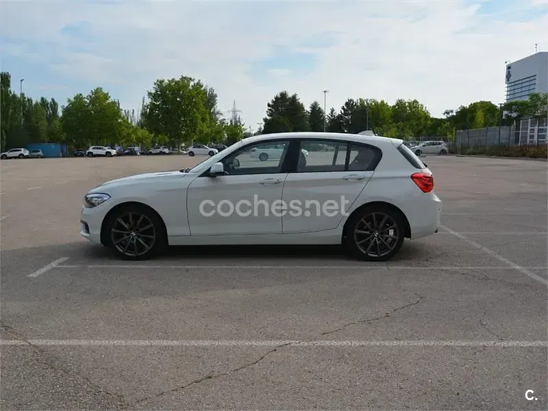 Usado BMW 118 136 CV (100 kW) 2018 Blanco Utilitario
