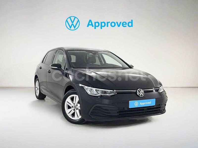 Negro Usado 2024 VW Golf VIII Life Berlina | 26.500 € (Precio justo) - Imagen 1/4