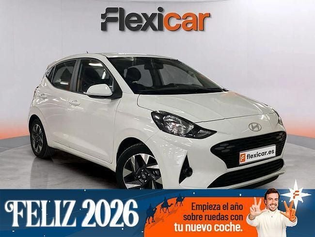 Blanco Usado 2024 Hyundai i10 Utilitario | 15.490 € (Precio justo) - Imagen 1/4