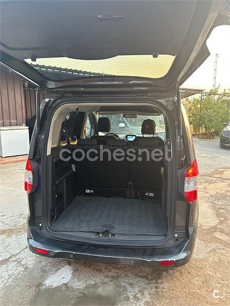 Gris / plata Usado 2019 Ford Tourneo Courier Titanium Monovolumen | 13.500 € (Precio justo) - Imagen 1/4