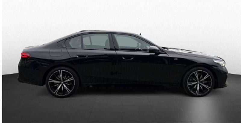 Usado BMW 530e M Sport 299 CV (219 kW) 2024 Negro Berlina