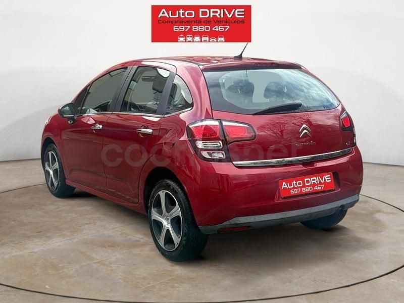 Usado Citroën C3 Feel 68 CV (50 kW) 2016 Granate Berlina