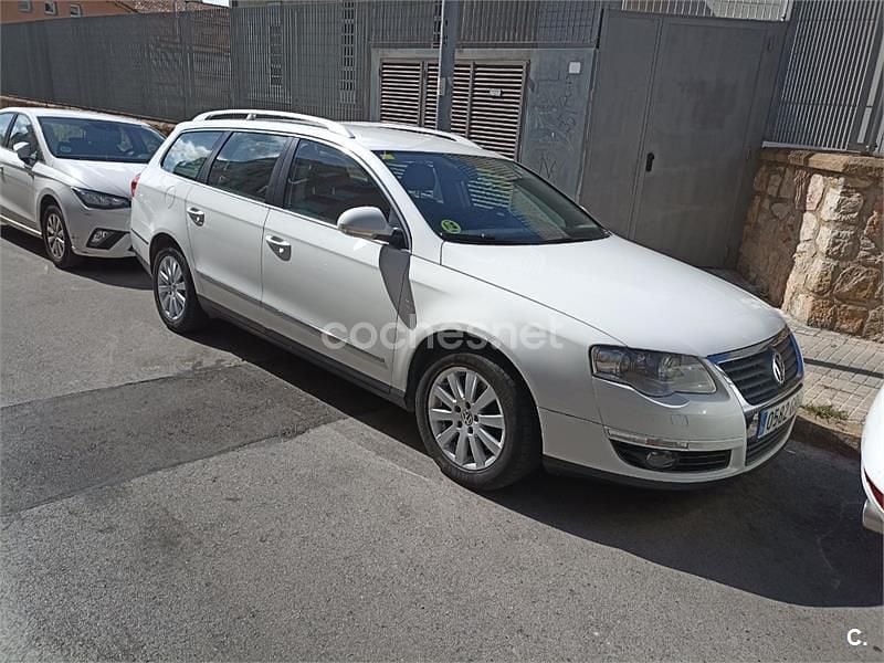 Blanco Usado 2009 VW Passat Advance Familiar | 4450 € (Buen precio) - Imagen 1/4