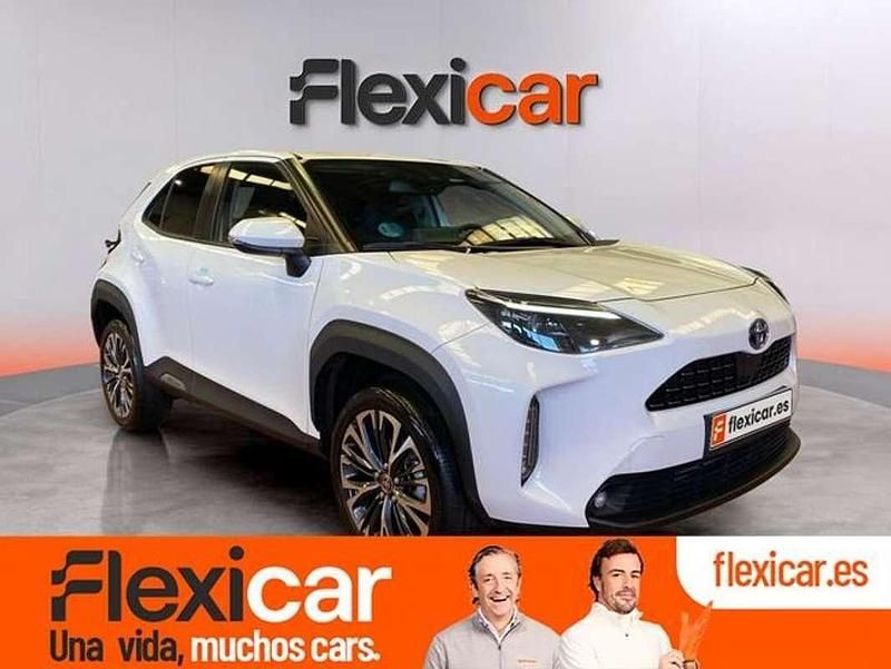 Usado Toyota Yaris Cross Style 116 CV (85 kW) 2023 Blanco SUV