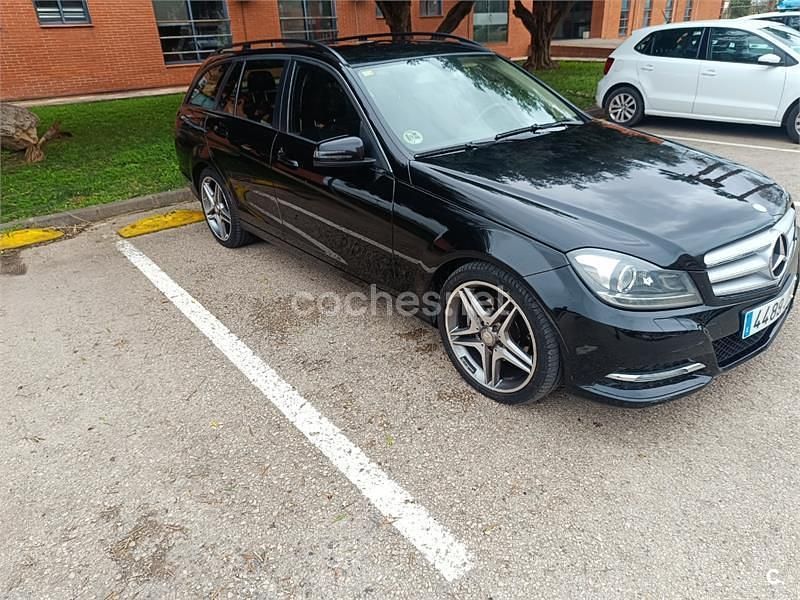 Usado Mercedes C250 204 CV (150 kW) 2012 Negro Familiar