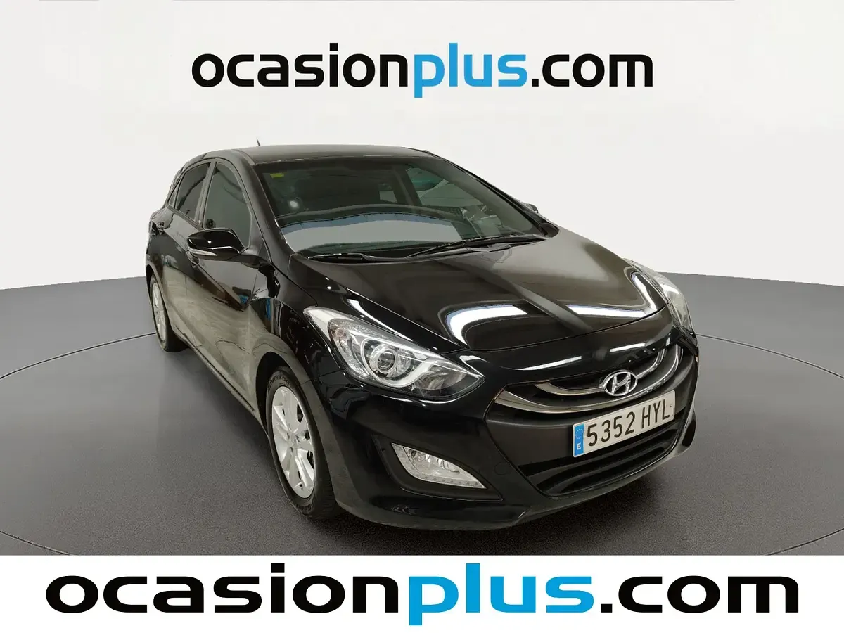 Usado Hyundai i30 GO! 90 CV (66 kW) 2014 Negro Utilitario