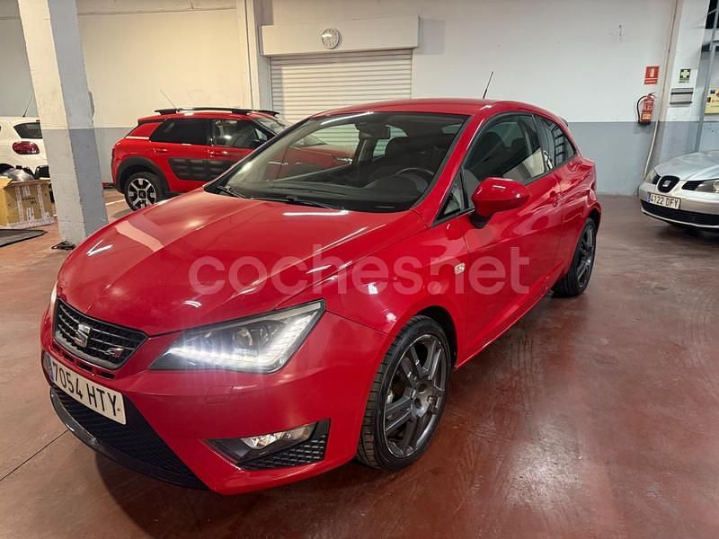 Usado Seat Ibiza SC FR 105 CV (77 kW) 2014 Rojo Utilitario