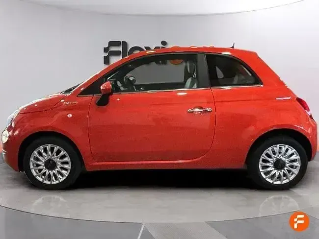 Usado Fiat 500 Club 70 CV (51 kW) 2022 Naranja Utilitario