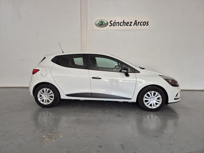 Usado Renault Clio IV Business 75 CV (55 kW) 2017 Blanco