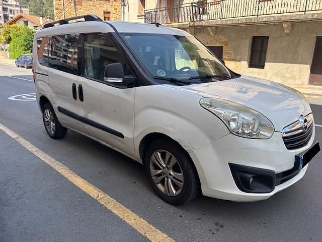 Usado Opel Combo 90 CV (66 kW) 2016 Monovolumen