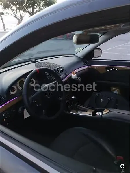 Usado Mercedes E320 Elegance 224 CV (164 kW) 2007 Negro Berlina