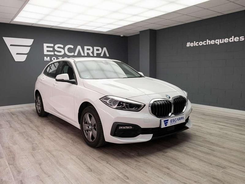 Usado BMW 118 136 CV (100 kW) 2022 Blanco Utilitario